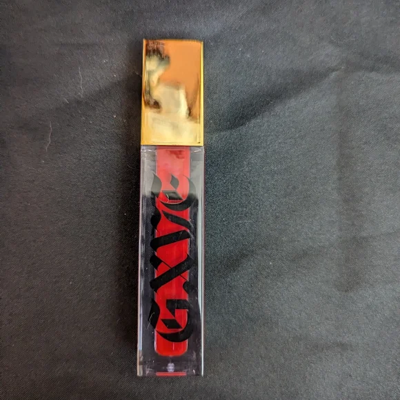 GXVE Me Your Yours Long Wear Lipstick - Picture 1 of 5